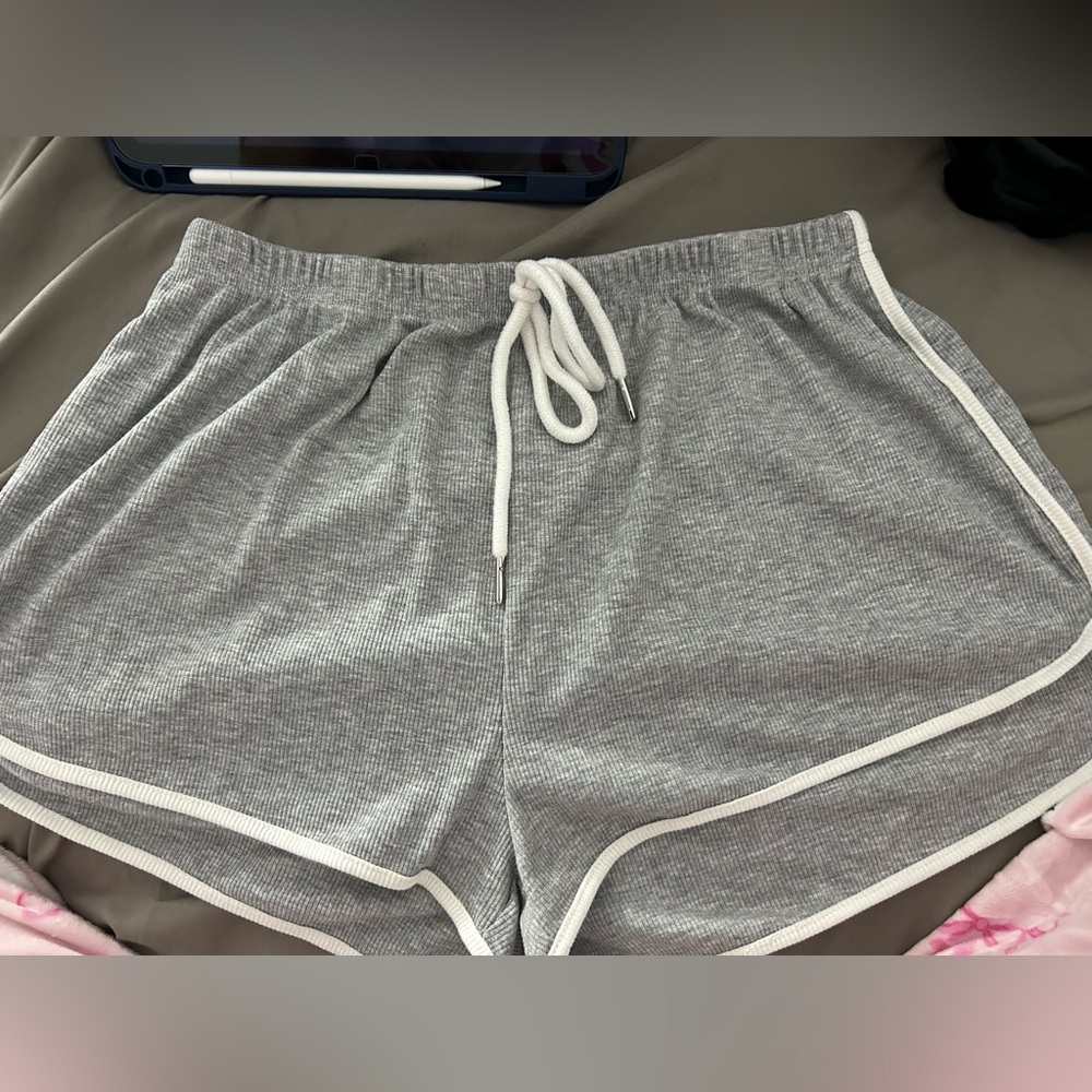 Grey Ribbed Drawstring Women’s Shorts with White Trim